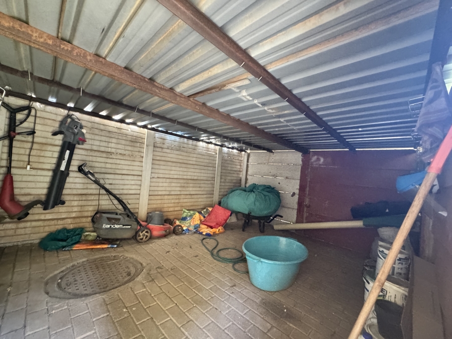 4 Bedroom Property for Sale in Neserhof North West